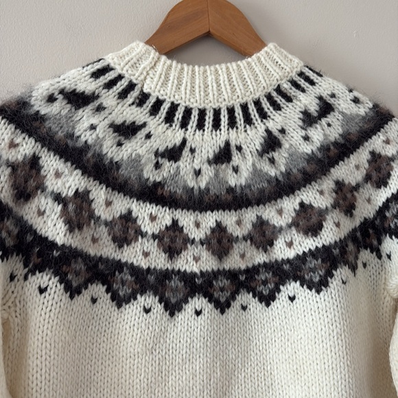 New LOFT Fair Isle Embellished Crewneck Sweater Wool Alpaca Blend Size L - Picture 7 of 10